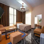 Hotel Pik Loti